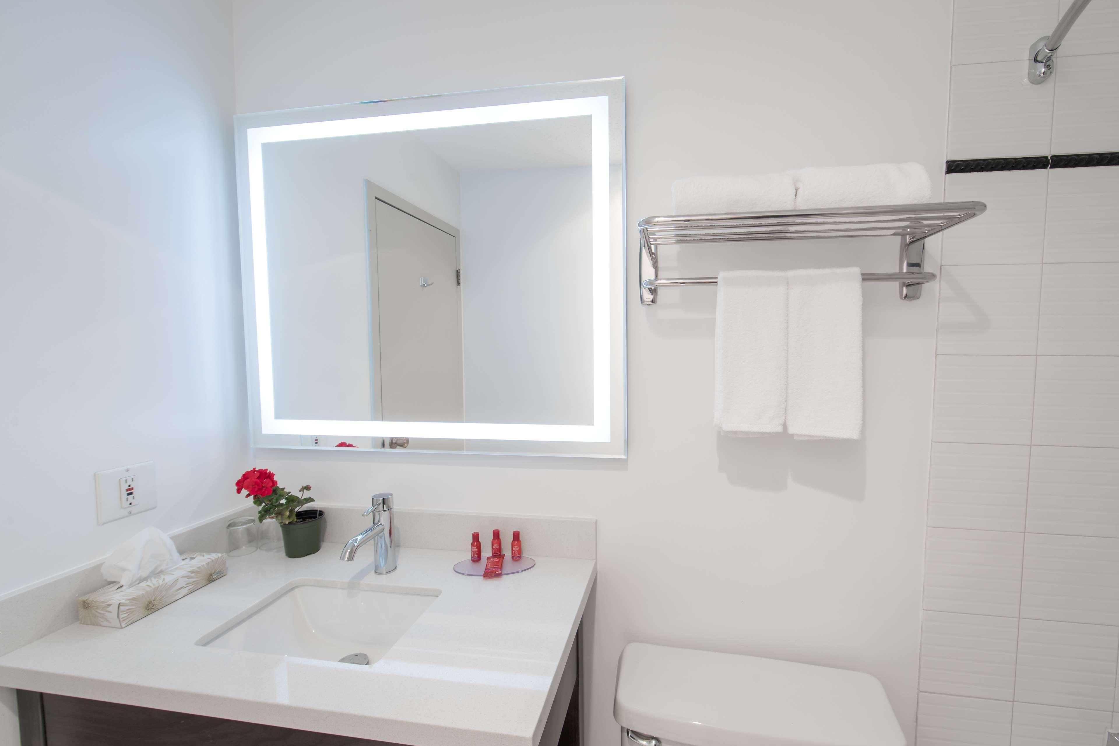 Surestay Hotel By Best Western Castlegar Εξωτερικό φωτογραφία